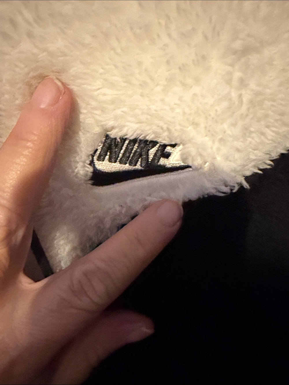 Nike Womens Fuzzy Sherpa Fleece Full Zip Colorblock Hoodie Black White 2X - Picture 4 of 11